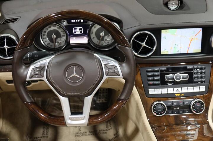 2013 Mercedes-Benz SL 550 AMG Sport 2dr Roadster Chicago IL
