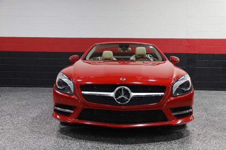 2013 Mercedes-Benz SL 550 AMG Sport 2dr Roadster Chicago IL
