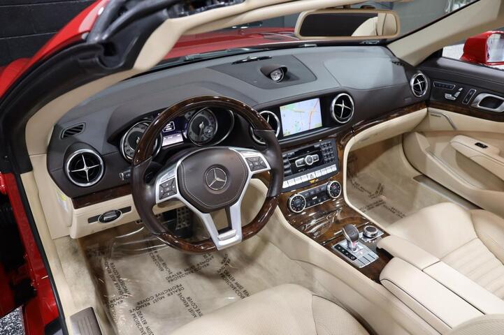 2013 Mercedes-Benz SL 550 AMG Sport 2dr Roadster Chicago IL