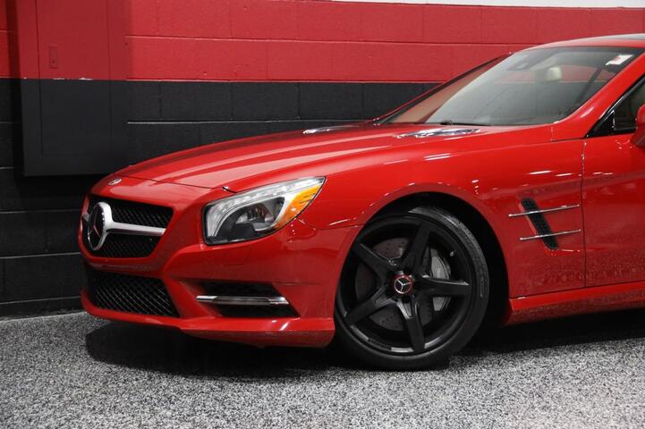 2013 Mercedes-Benz SL 550 AMG Sport 2dr Roadster Chicago IL