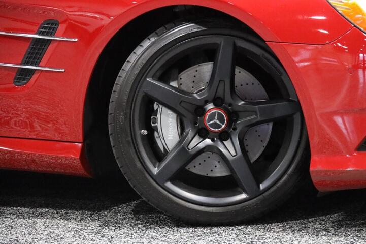 2013 Mercedes-Benz SL 550 AMG Sport 2dr Roadster Chicago IL