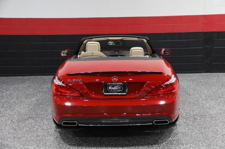 2013 Mercedes-Benz SL 550 AMG Sport 2dr Roadster Chicago IL