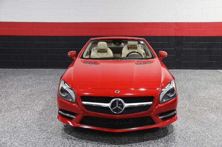 2013 Mercedes-Benz SL 550 AMG Sport 2dr Roadster Chicago IL