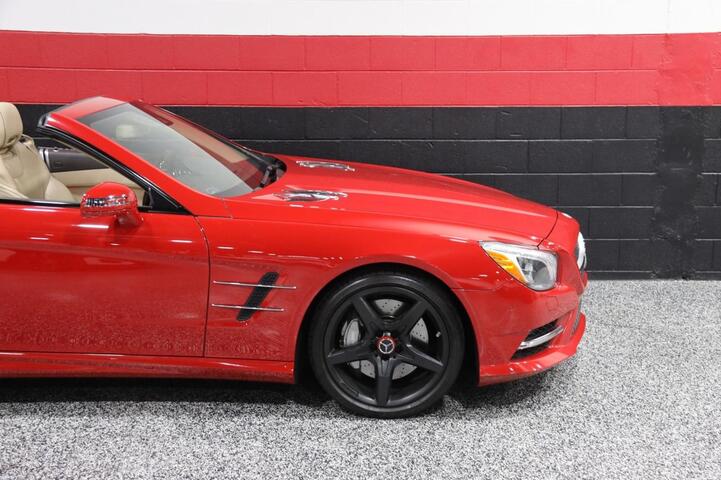 2013 Mercedes-Benz SL 550 AMG Sport 2dr Roadster Chicago IL