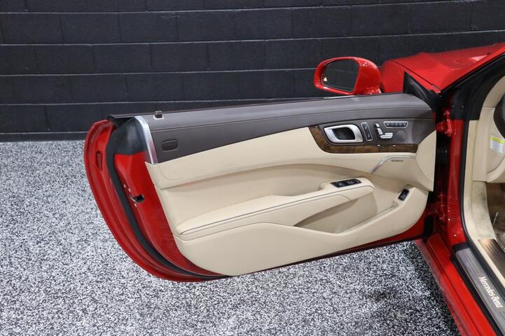 2013 Mercedes-Benz SL 550 AMG Sport 2dr Roadster Chicago IL