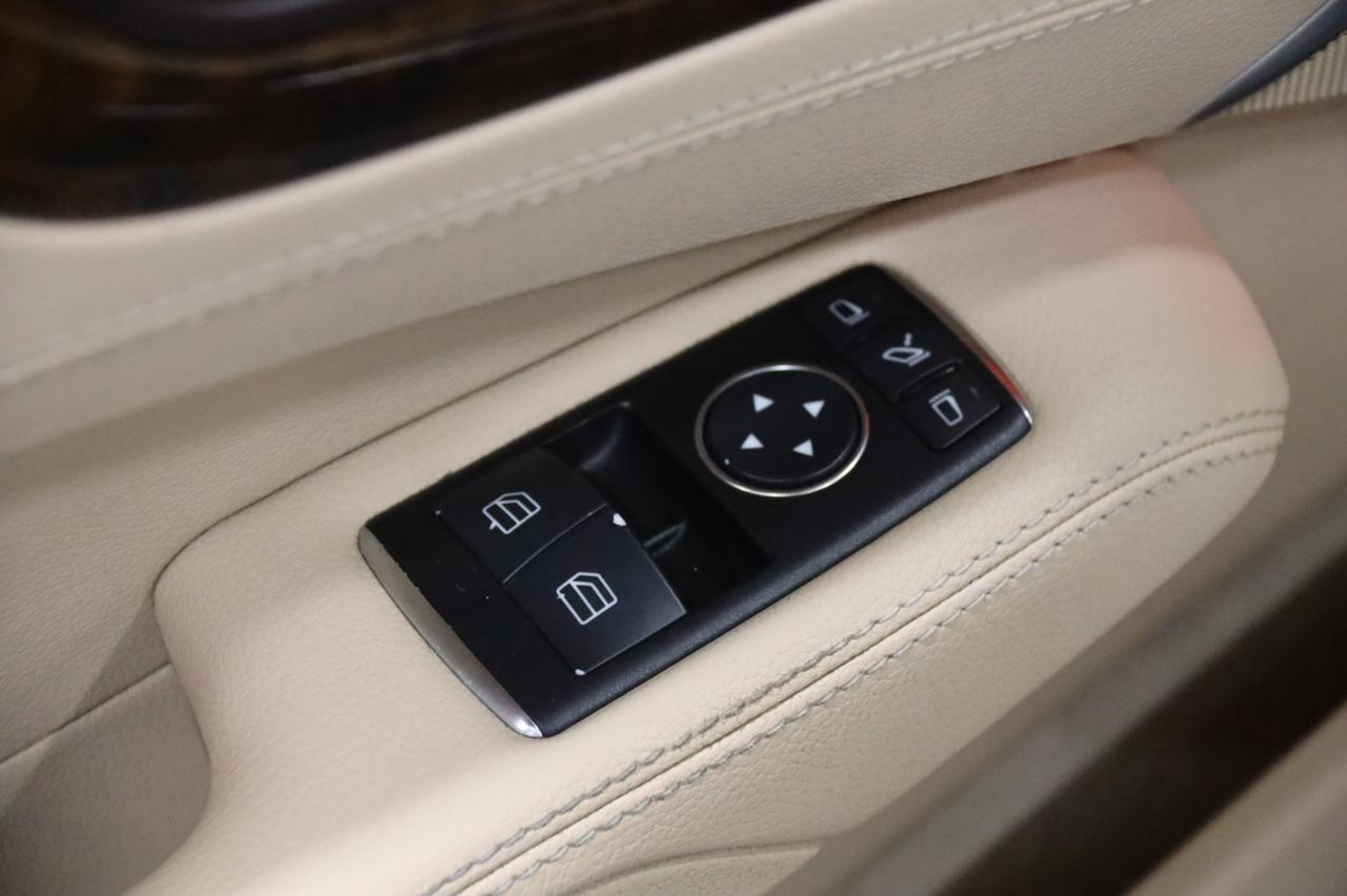 2013 Mercedes-Benz SL 550 AMG Sport 2dr Roadster Skokie IL