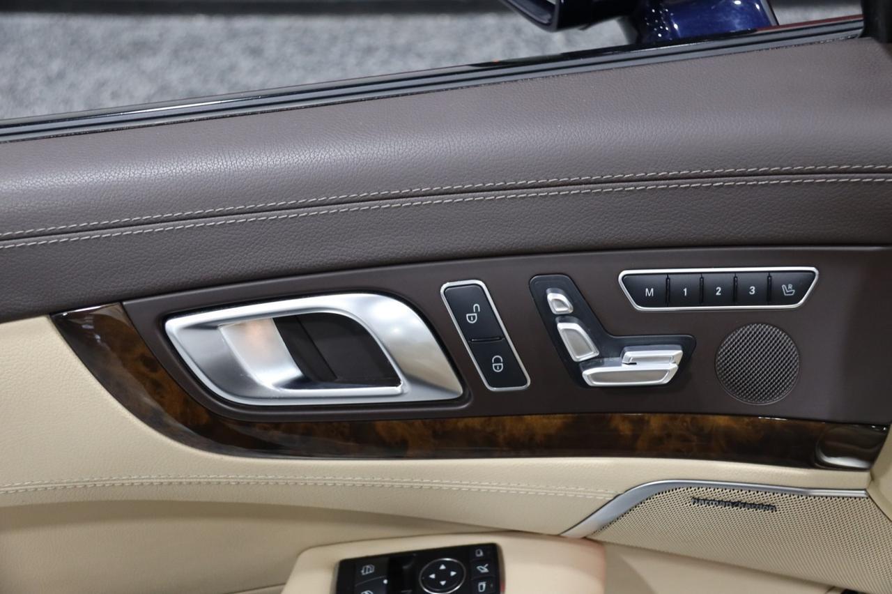 2013 Mercedes-Benz SL 550 AMG Sport 2dr Roadster Skokie IL
