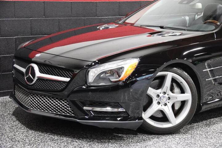 2013 Mercedes-Benz SL 550 AMG Sport 2dr Roadster Chicago IL