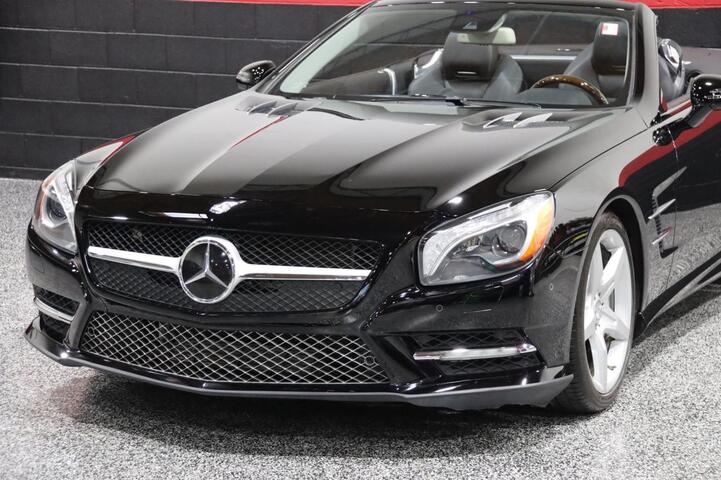 2013 Mercedes-Benz SL 550 AMG Sport 2dr Roadster Chicago IL