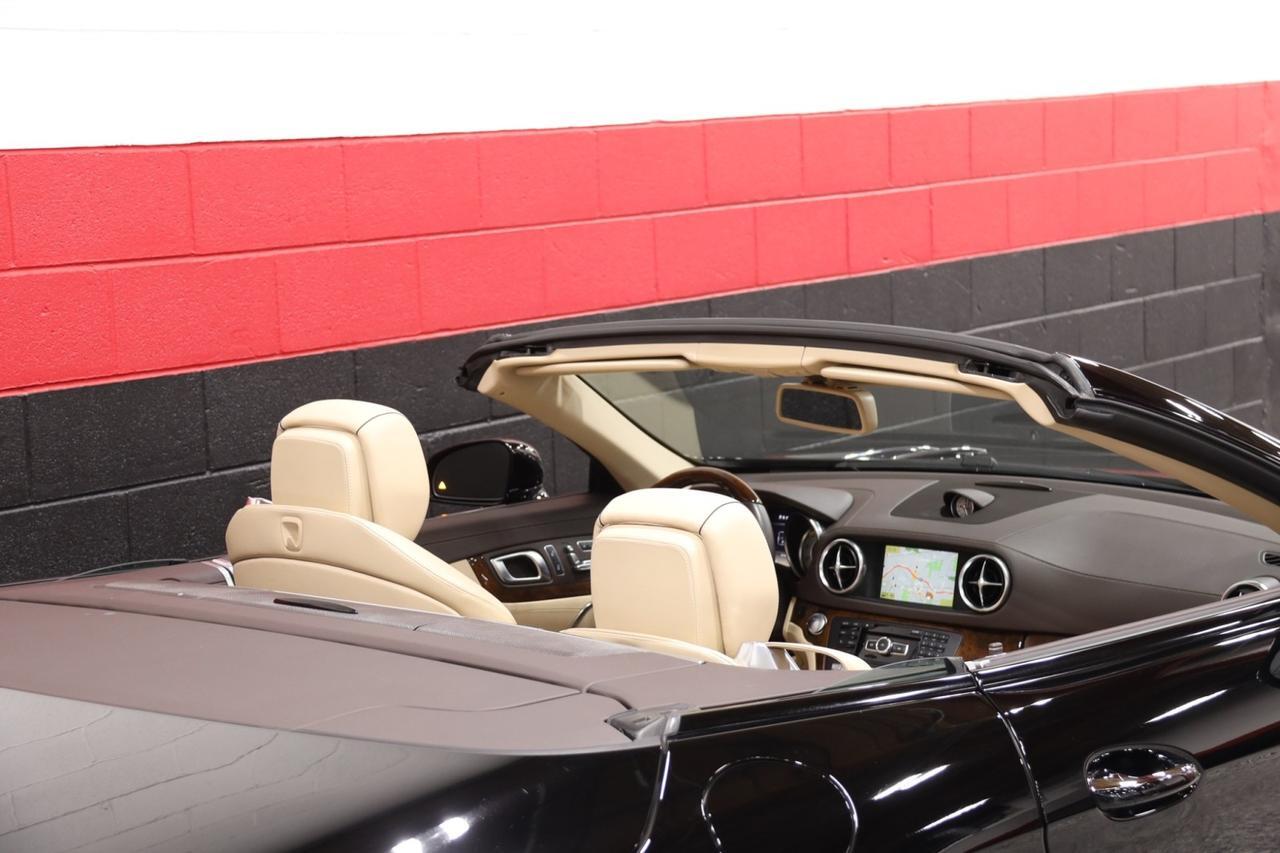 2013 Mercedes-Benz SL 550 AMG Sport Pkg 2dr Roadster Skokie IL