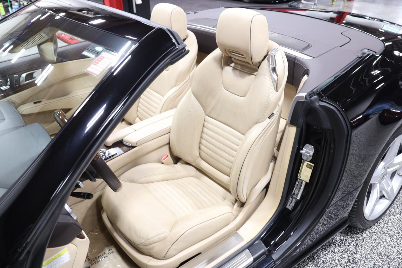 2013 Mercedes-Benz SL 550 AMG Sport Pkg 2dr Roadster Skokie IL