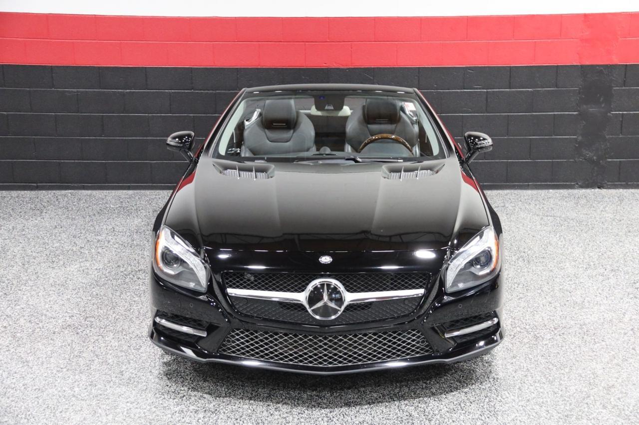 2013 Mercedes-Benz SL 550 AMG Sport Pkg 2dr Roadster Skokie IL
