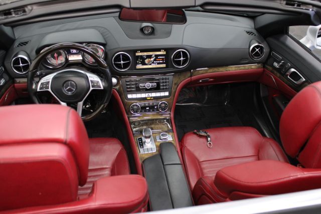 2013 Mercedes-Benz SL 550 Sport