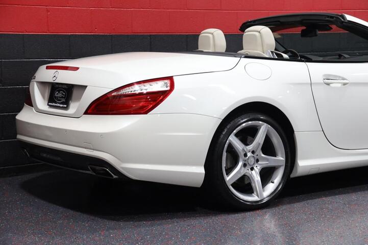 2013 Mercedes-Benz SL550 AMG Sport 2dr Convertible Chicago IL