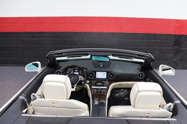 2013 Mercedes-Benz SL550 AMG Sport 2dr Convertible Chicago IL