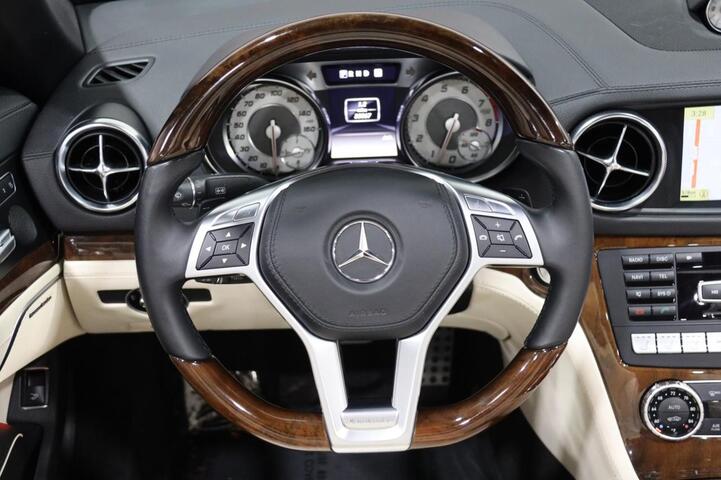 2013 Mercedes-Benz SL550 AMG Sport 2dr Convertible Chicago IL