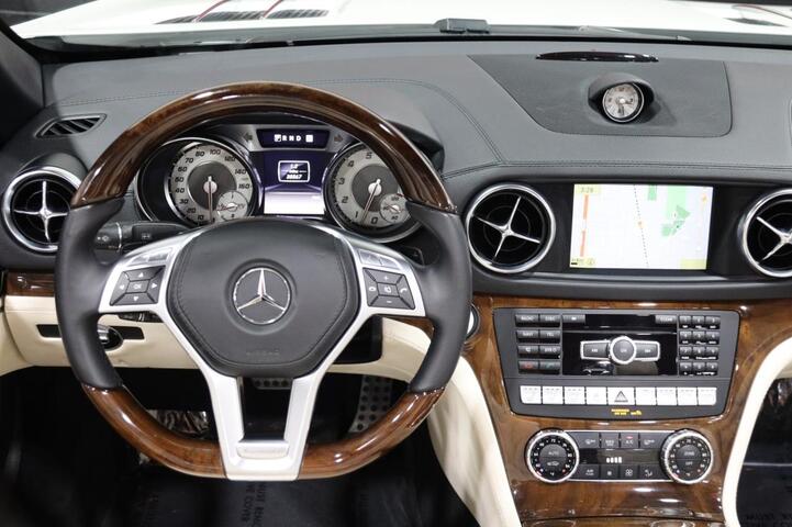 2013 Mercedes-Benz SL550 AMG Sport 2dr Convertible Chicago IL