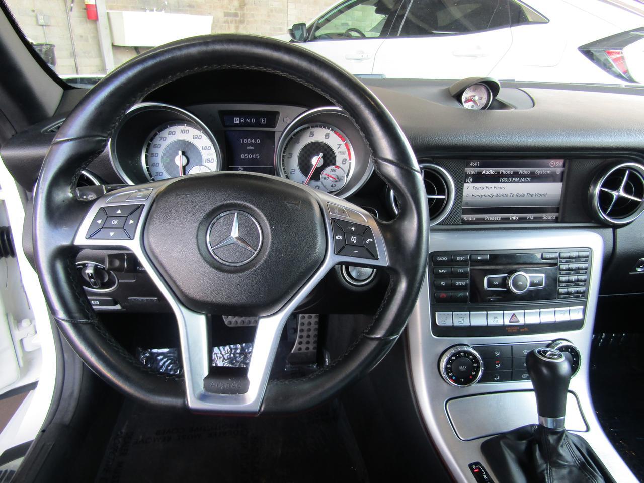 2013 Mercedes-Benz SLK 250 2dr Roadster SLK 250 Grand Prairie TX