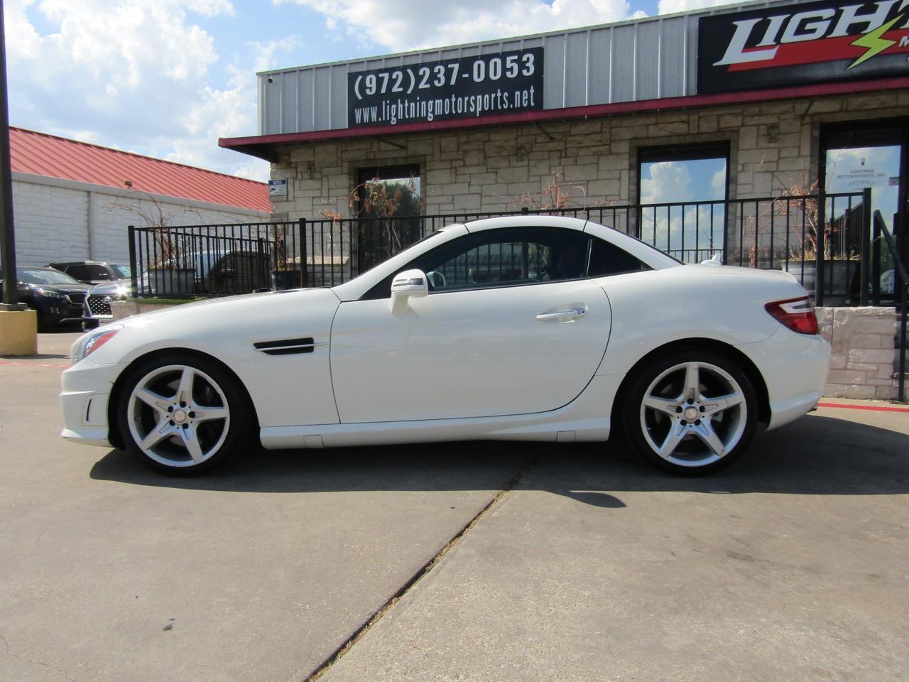 2013 Mercedes-Benz SLK 250 2dr Roadster SLK 250 Grand Prairie TX