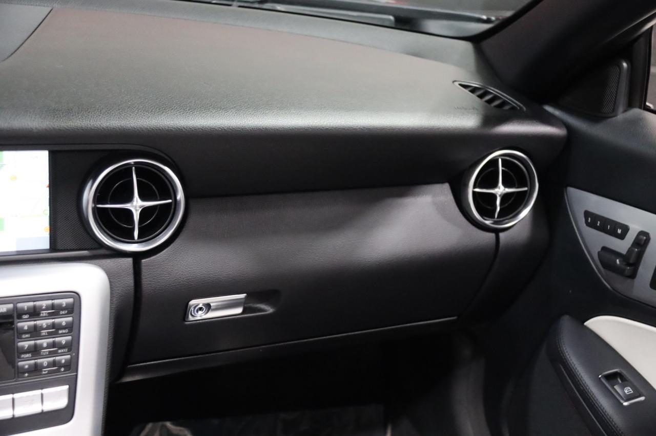 2013 Mercedes-Benz SLK 250 AMG Sport 2dr Roadster Skokie IL