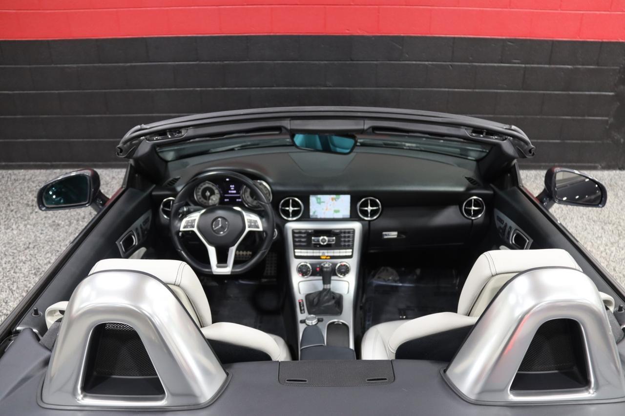 2013 Mercedes-Benz SLK 250 AMG Sport 2dr Roadster Skokie IL