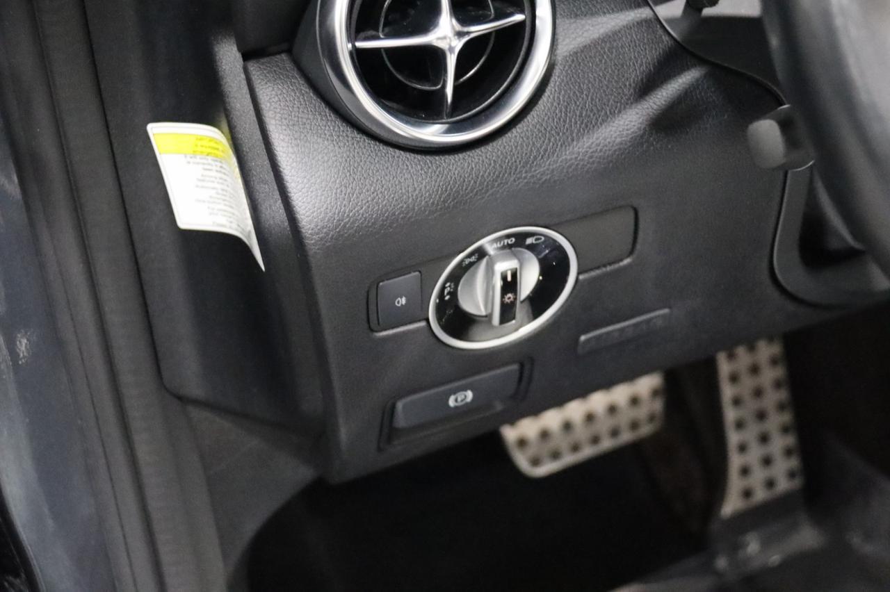 2013 Mercedes-Benz SLK 250 AMG Sport 2dr Roadster Skokie IL