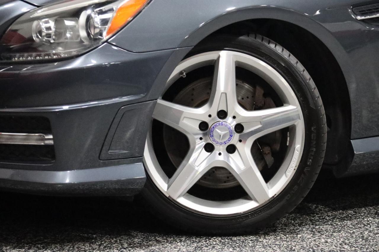 2013 Mercedes-Benz SLK 250 AMG Sport 2dr Roadster Skokie IL