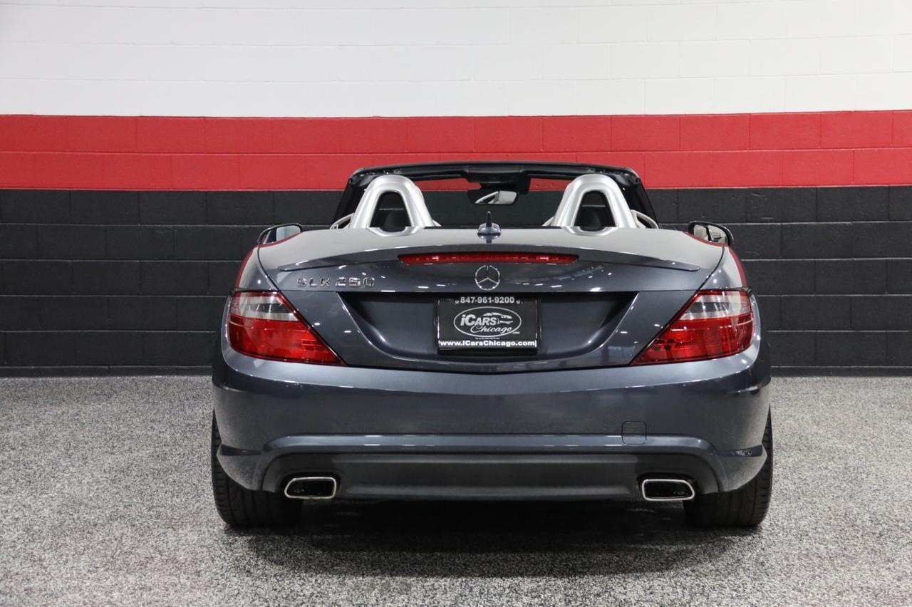 2013 Mercedes-Benz SLK 250 AMG Sport 2dr Roadster Skokie IL