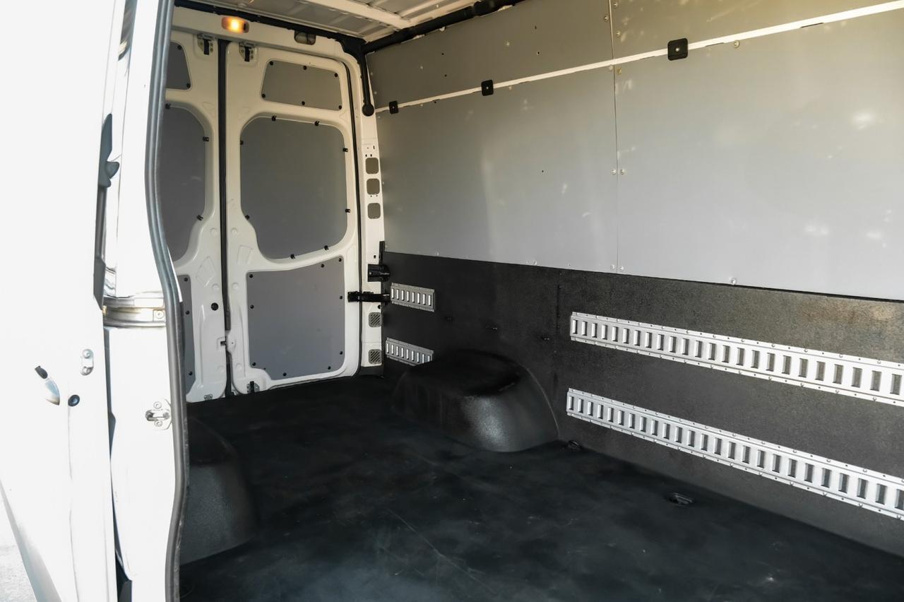 2013 Mercedes-Benz Sprinter 3500 CARGO VAN HIGH ROOF AUTOMATIC DIESEL DUALLY PREMIUM PKG FRONT COMFORT SEATS CRUISE CONTROL Carrollton TX