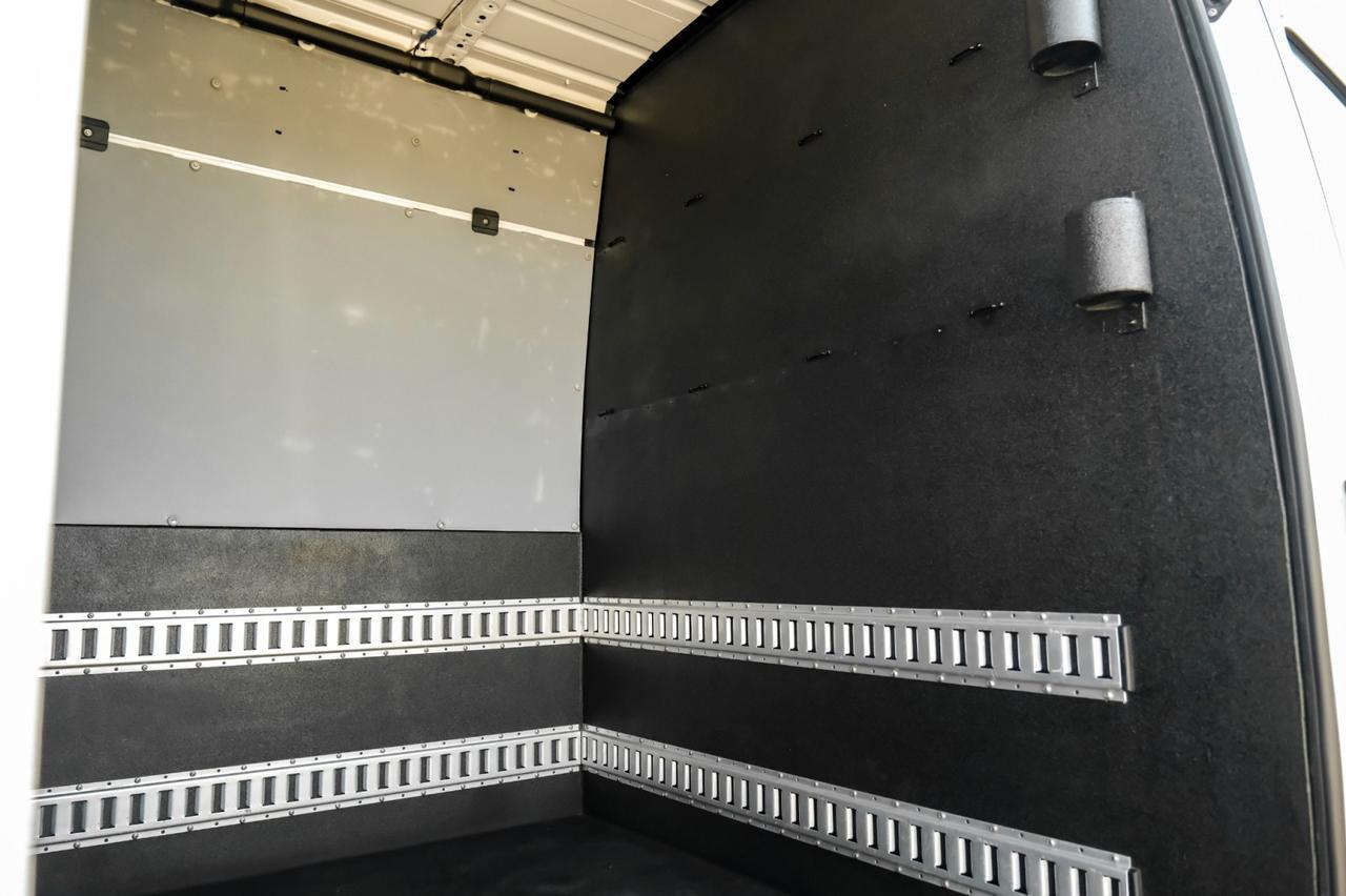 2013 Mercedes-Benz Sprinter 3500 CARGO VAN HIGH ROOF AUTOMATIC DIESEL DUALLY PREMIUM PKG FRONT COMFORT SEATS CRUISE CONTROL Carrollton TX