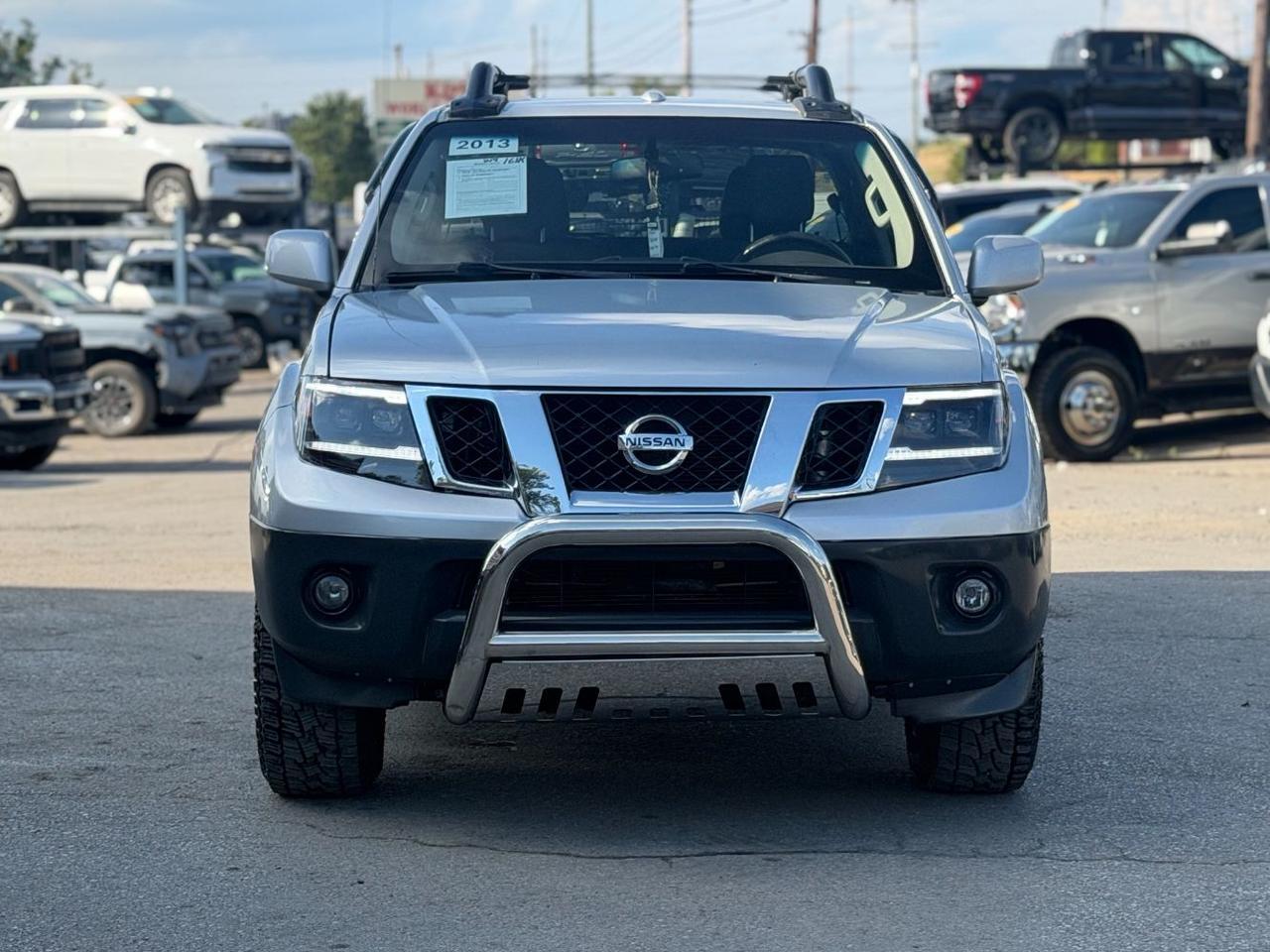 2013 NISSAN FRONTIER .
