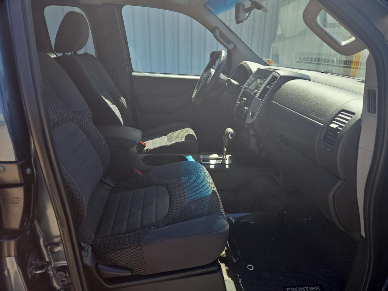 2013 Nissan Frontier SV West Burlington IA
