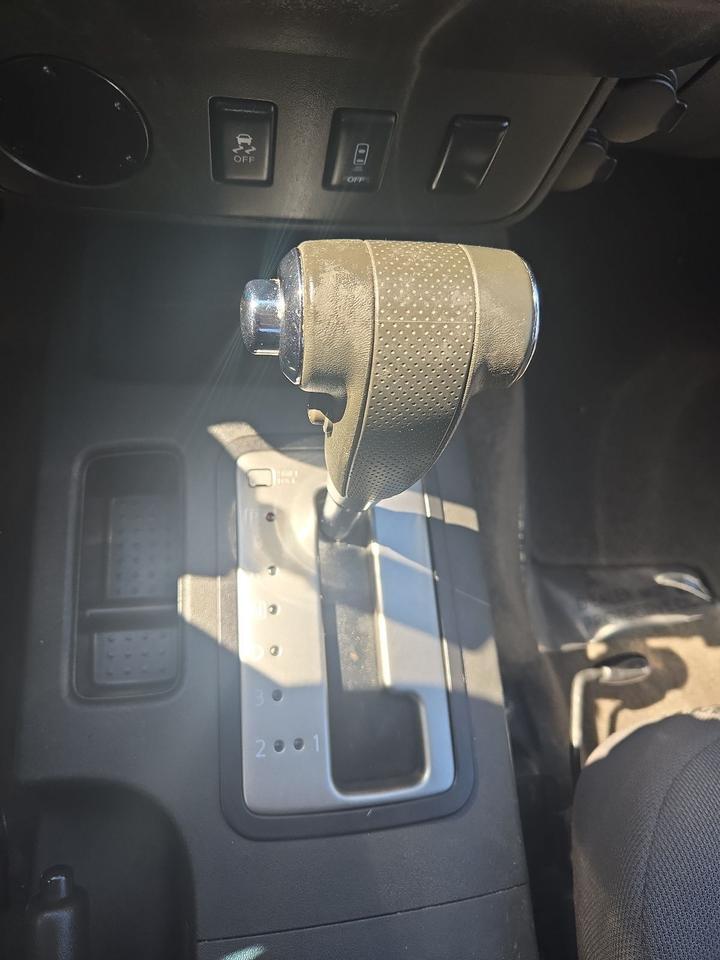 2013 Nissan Frontier SV West Burlington IA