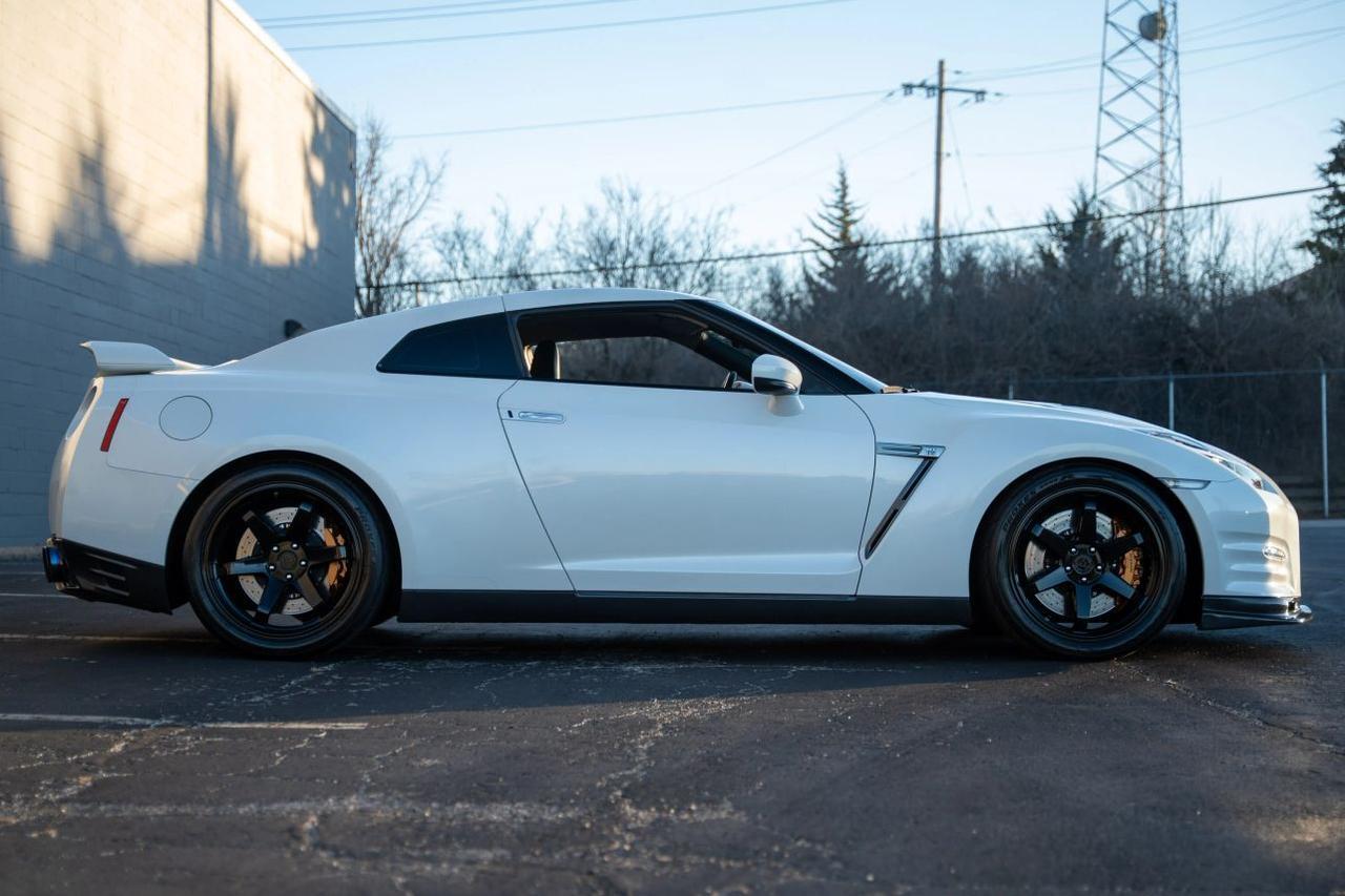 2013 Nissan GT-R Premium Coupe 2D St. Louis MO