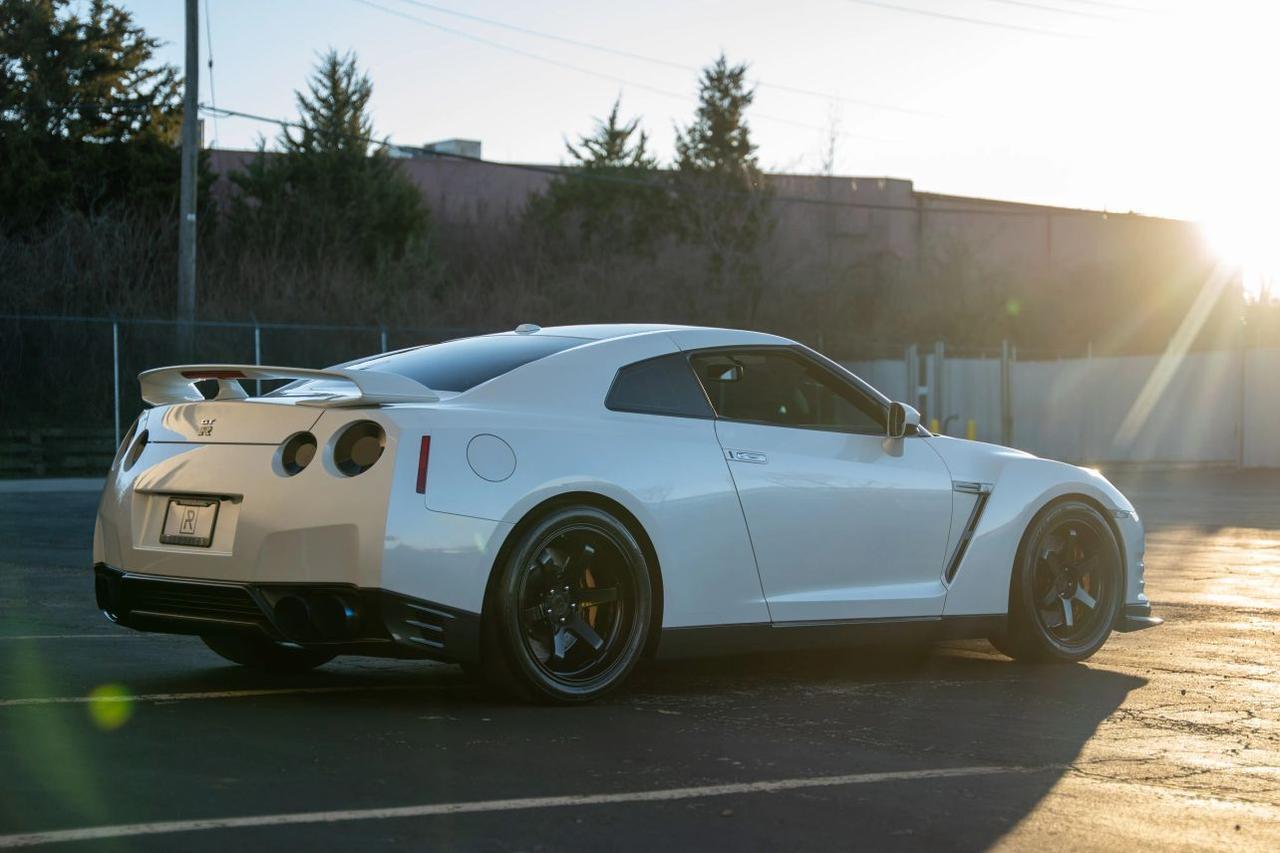 2013 Nissan GT-R Premium Coupe 2D St. Louis MO