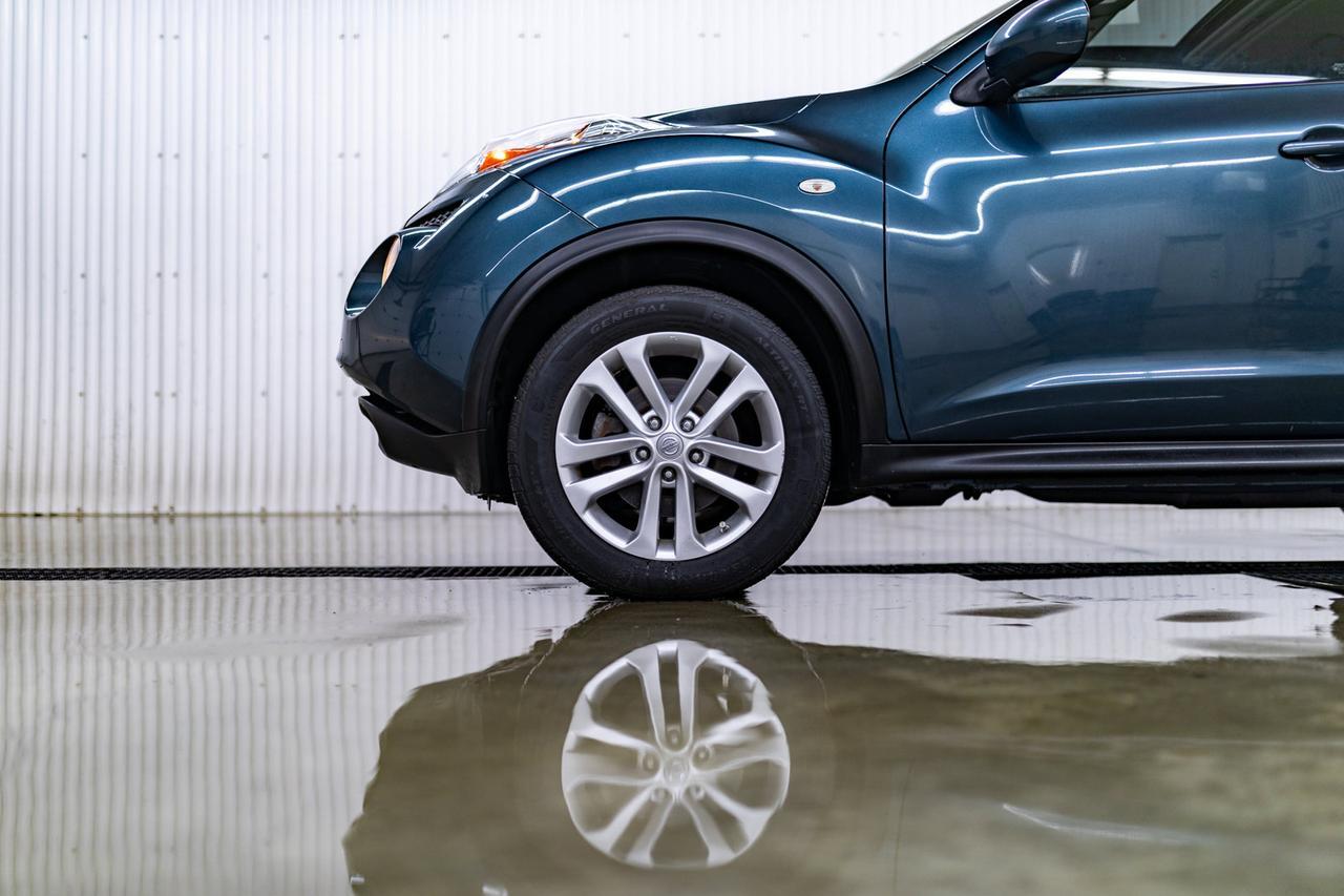 2013 Nissan Juke AWD SL Roof Red Deer AB