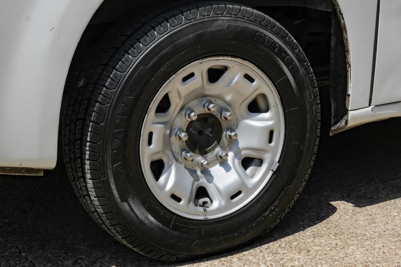 2013 Nissan NV1500 photo 27