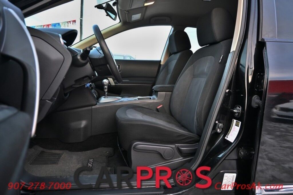 2013 Nissan Rogue S - All Wheel Drive - Backup Camera - Power Windows & Door Locks - Aux Plug in - Keyless Entry Anchorage AK