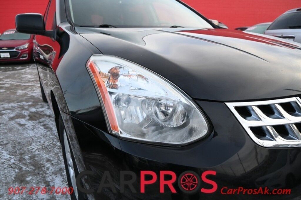 2013 Nissan Rogue S - All Wheel Drive - Backup Camera - Power Windows & Door Locks - Aux Plug in - Keyless Entry Anchorage AK