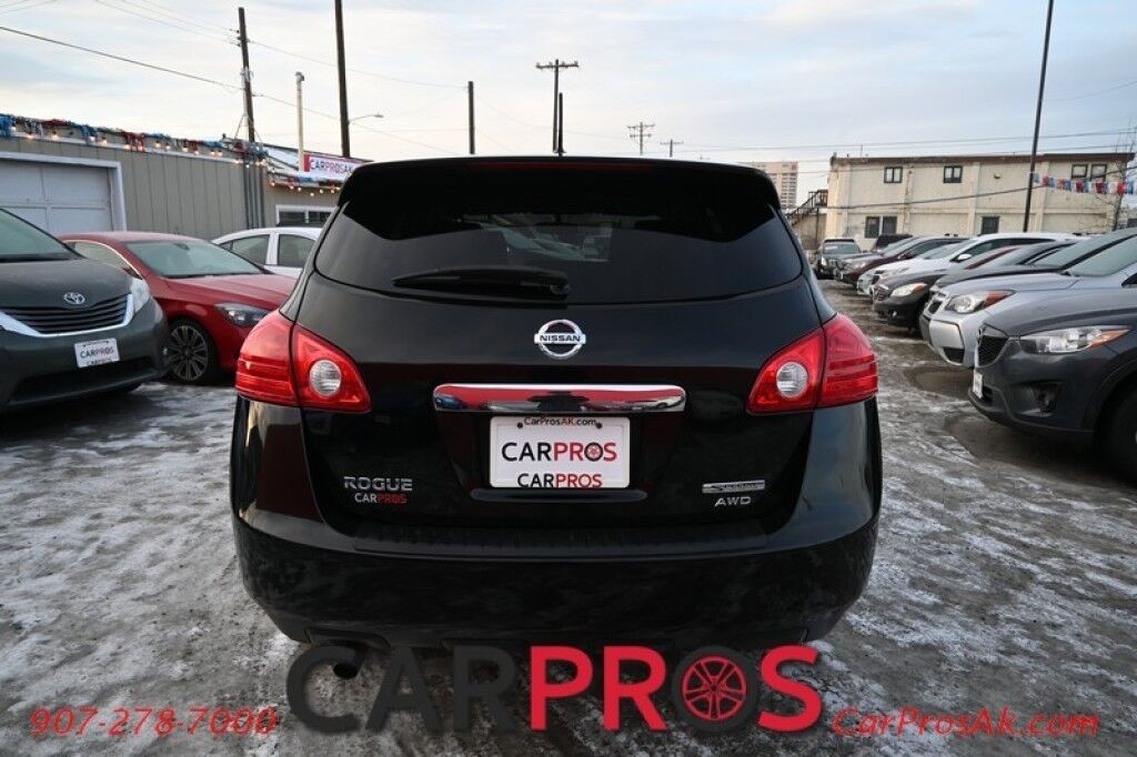 2013 Nissan Rogue S - All Wheel Drive - Backup Camera - Power Windows & Door Locks - Aux Plug in - Keyless Entry Anchorage AK