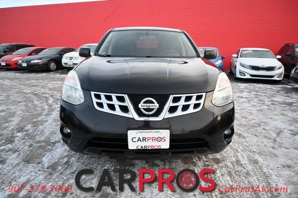 2013 Nissan Rogue S - All Wheel Drive - Backup Camera - Power Windows & Door Locks - Aux Plug in - Keyless Entry