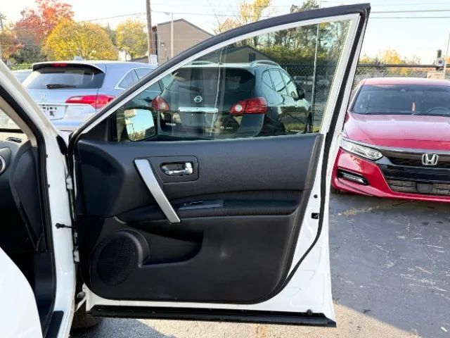 2013 Nissan Rogue S Sport Utility 4D Cincinnati OH