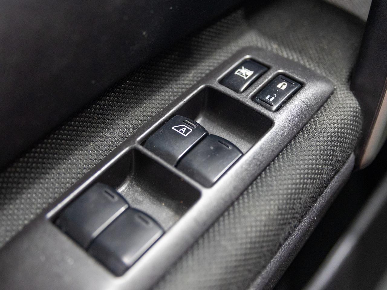 2013 Nissan Rogue SV AWD Cranberry PA