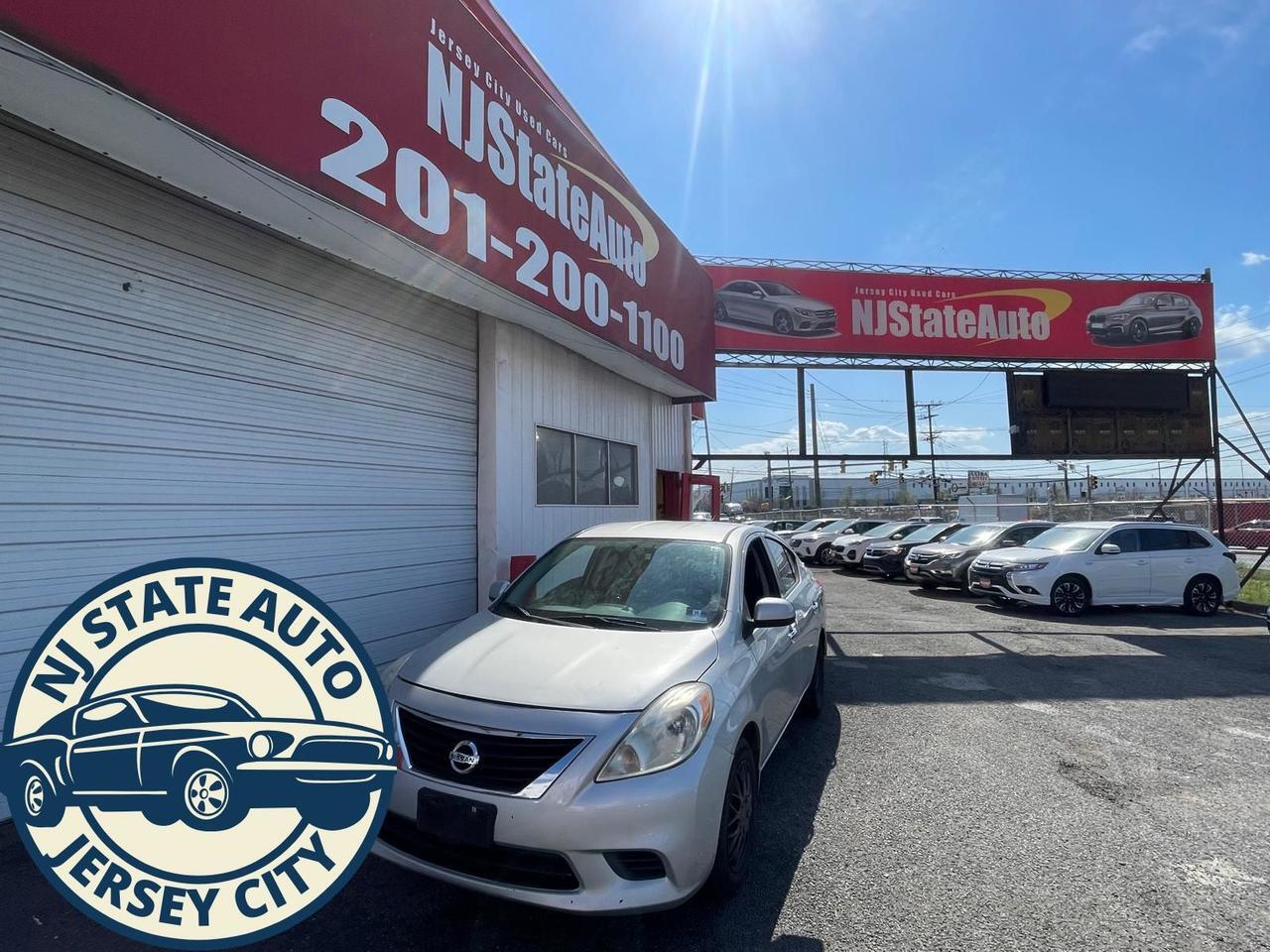 2013 Nissan Versa 1.6 SV