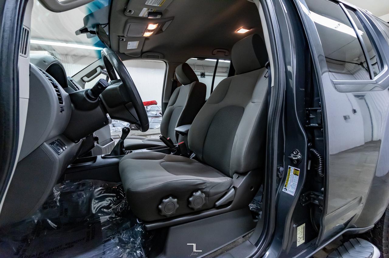 2013 Nissan Xterra 4X4 S Sport Manual Red Deer AB