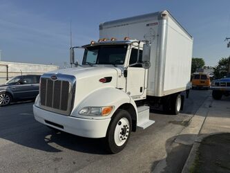 Peterbilt 357 14' Box Truck w Power Liftgate  2013
