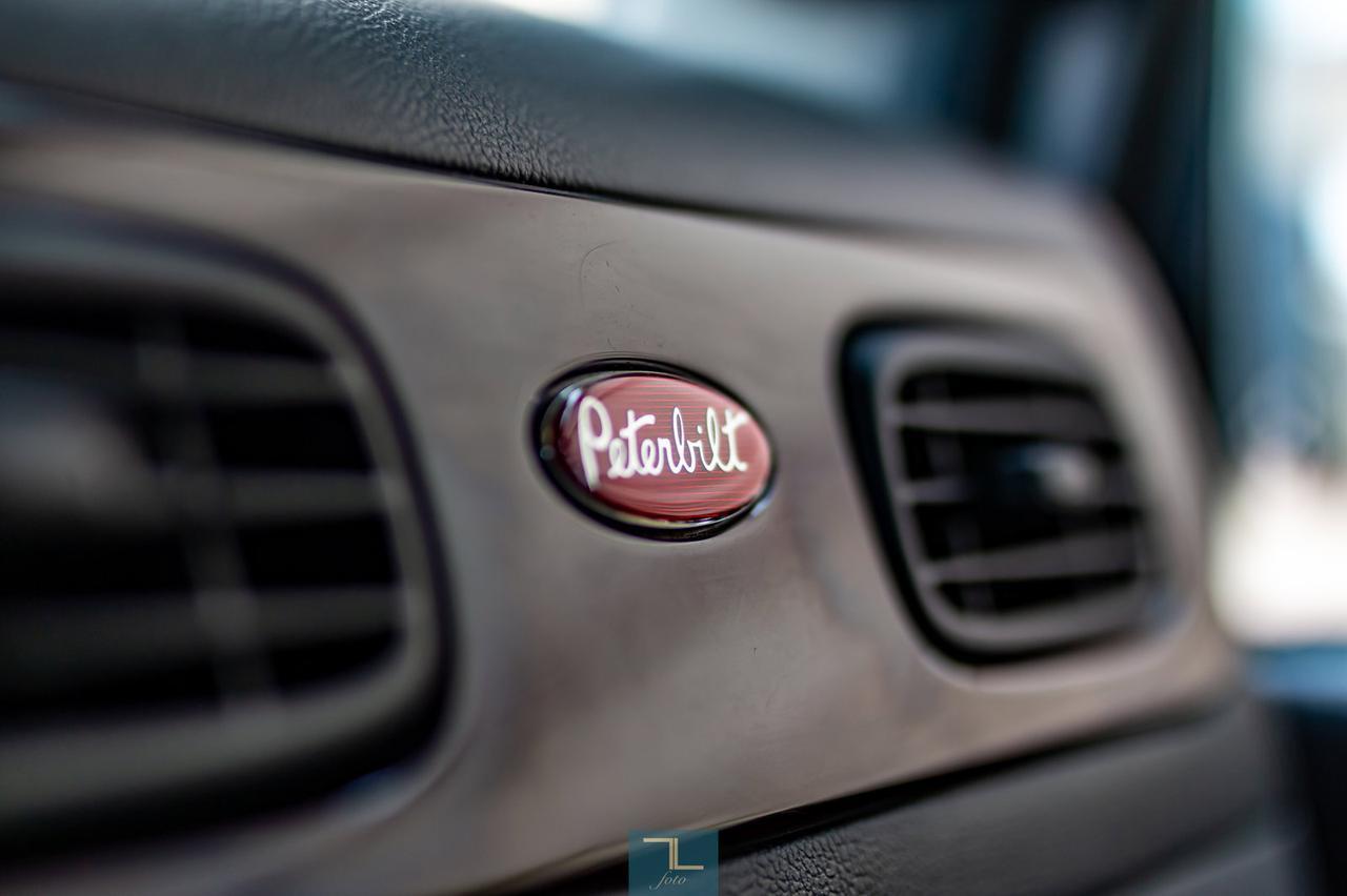 2013 Peterbilt 367 Tractor Sleeper Red Deer AB