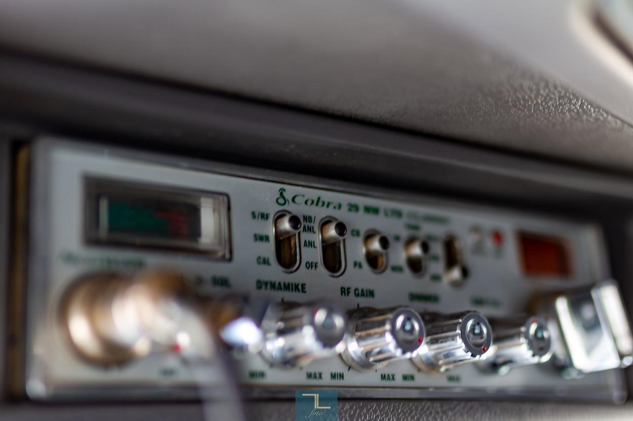 2013 Peterbilt 367 Tractor Sleeper Red Deer AB