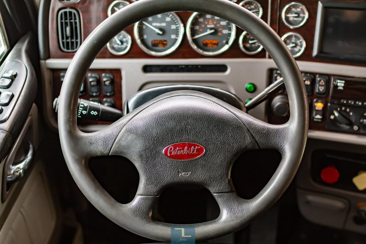 2013 Peterbilt 367 Tractor Sleeper Red Deer AB