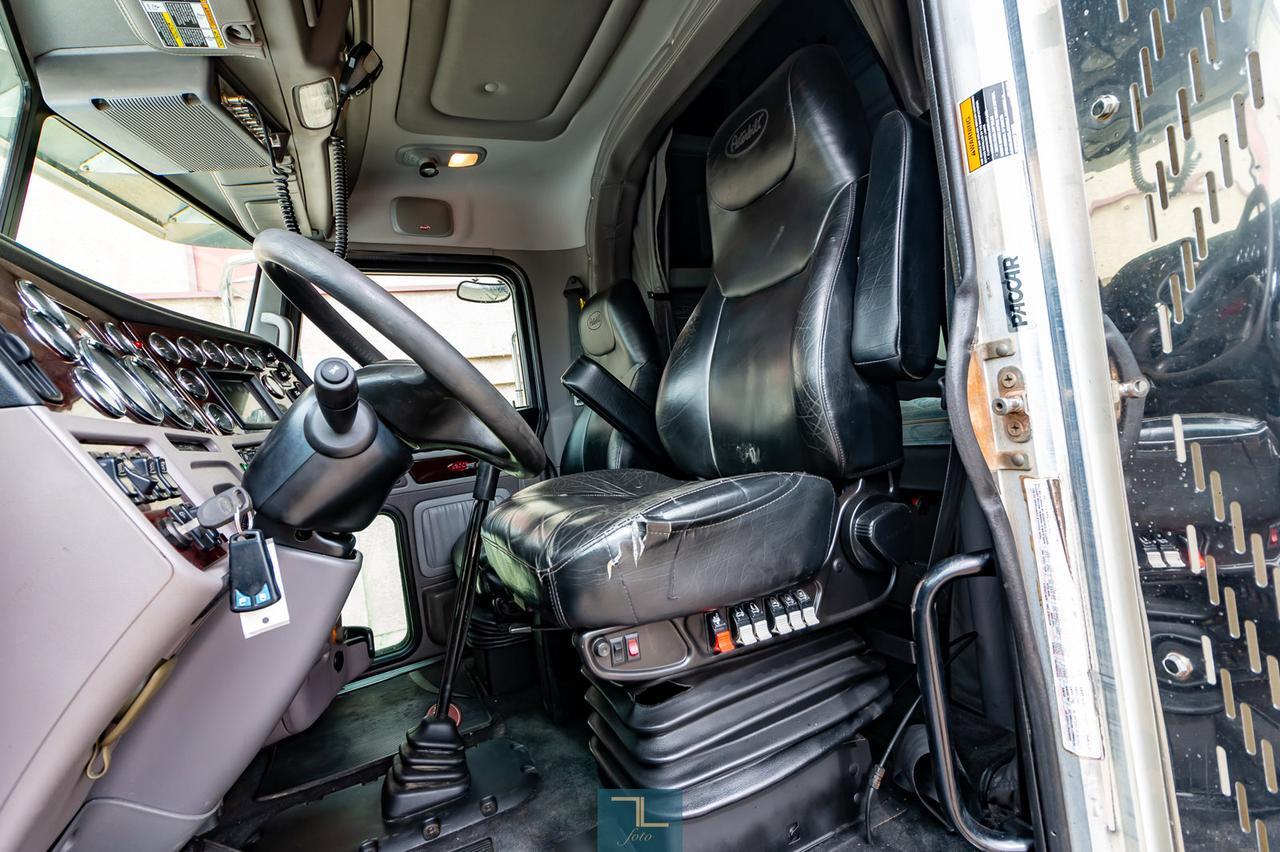 2013 Peterbilt 367 Tractor Sleeper Red Deer AB